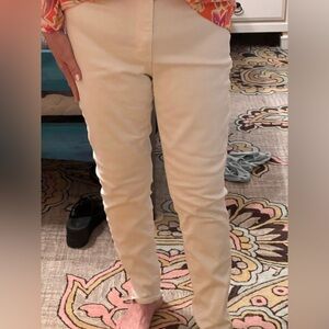 Time and Tru White High Rise Jeggings